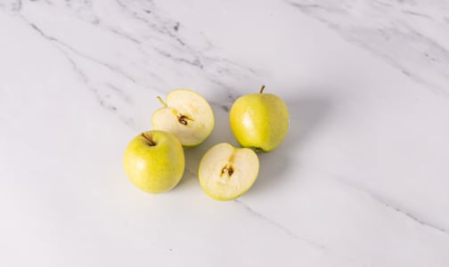 Local Organic Apples, Sweet Orin- Code#: PR100430NCO