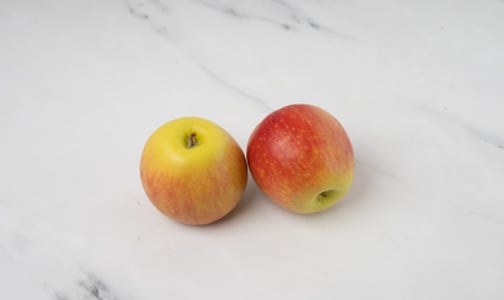 Local Organic Apples, Pinata- Code#: PR101135LCO