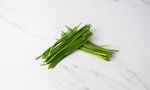 Local Organic Herbs, Chives- Code#: PR125364LCO