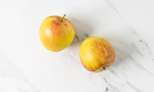 Local Organic Apples, Pinata- Code#: PR101135LCO