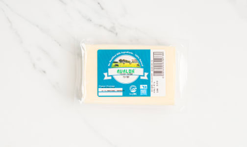 Medium Cheddar Cheese, White- Code#: DA410-NV