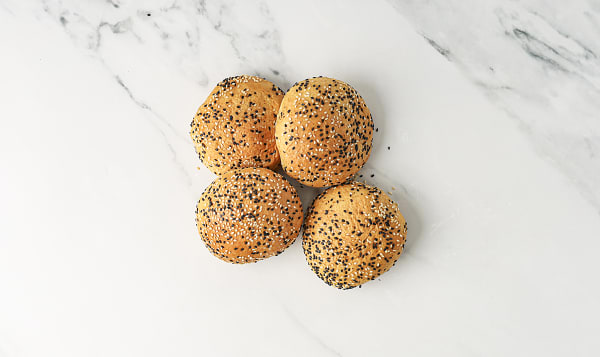Roasted Sesame Brioche Burger Buns (Frozen)