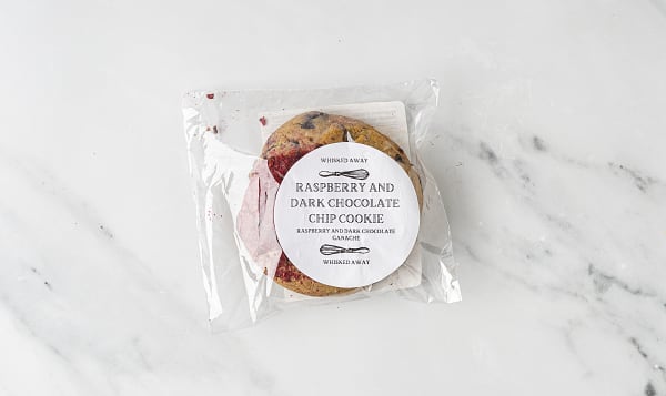 Raspberry And Dark Chocolate Chip Cookie (Frozen)
