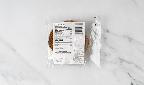 Raspberry And Dark Chocolate Chip Cookie (Frozen)