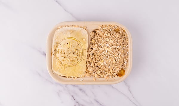 Butter Chicken Pie And Apple Crumble Pie Tv Dinner (Frozen)