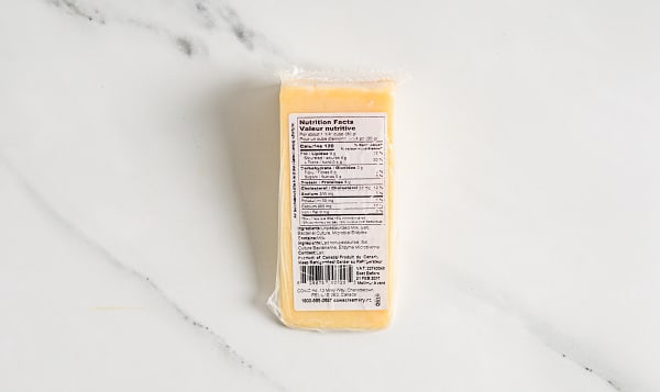 Avonlea Clothbound Cheddar