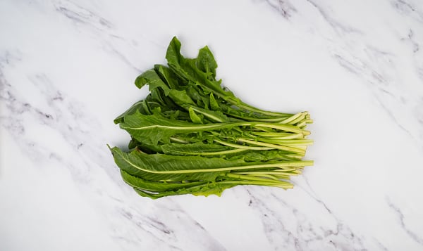 BC Organic Dandelion Greens - Green or Red
