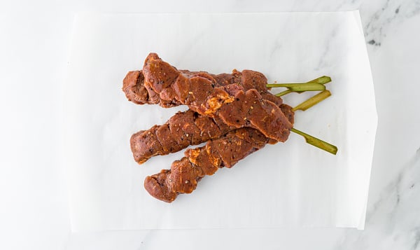Peppercorn Grass-Fed Steak Skewers (Frozen)