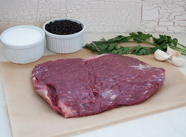 Two Rivers Meats North Vancouver Frzn Organic Flank Steak 570g 500 700g Shop At Spud Ca