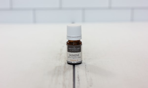 The Apothecary Organic Jasmine Sambac Essential Oil 5 Ml Shop At Spud Ca