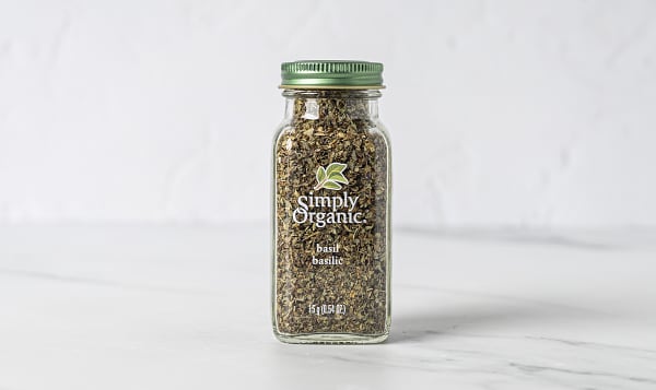 Organic Basil Leaf in Glass Bottle