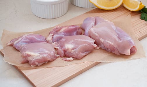 FRESH - Free Run Boneless Skinless Chicken Thighs - 900g- Code#: MP1825